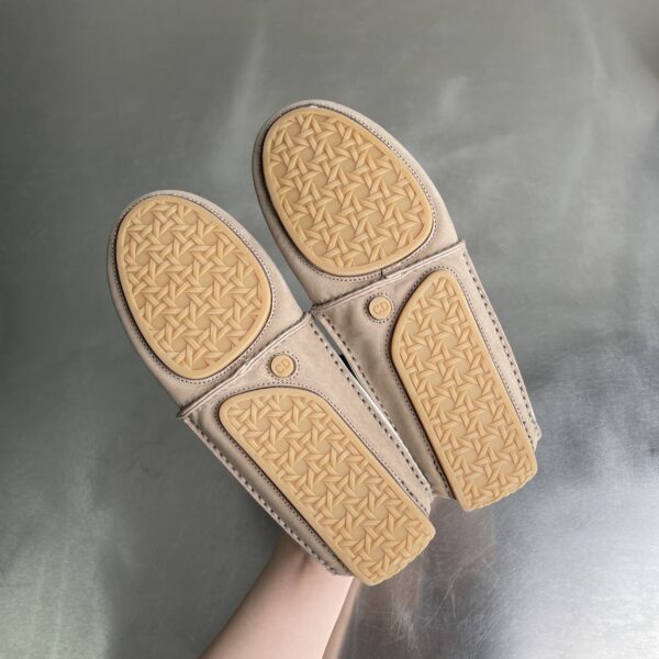 sy_no_19F7484BFA1552F6ADC0FA5F10AB3ECD_8 Dior Beige-Brown Suede Mesh Mid-Top Sneaker