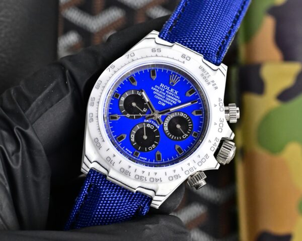 sy_no_1AE0CC1FF9EFE3791E58D6190D75ECCD_2 Rolex ROLEX - Customized Carbon Fiber Edition of the Daytona Universe Timing Series