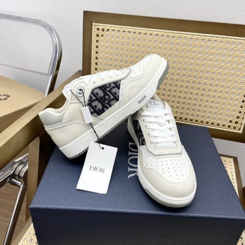 Dior Off-White Leather Oblique Patch Low Sneaker