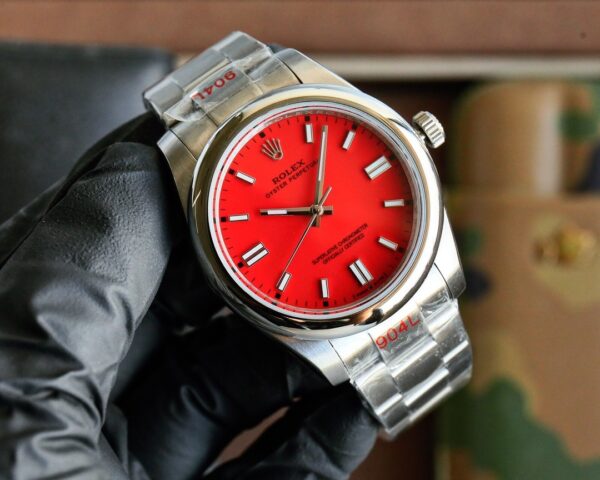 Rolex smooth bezel Oyster style permanent movement automatic mechanical movement women's watch