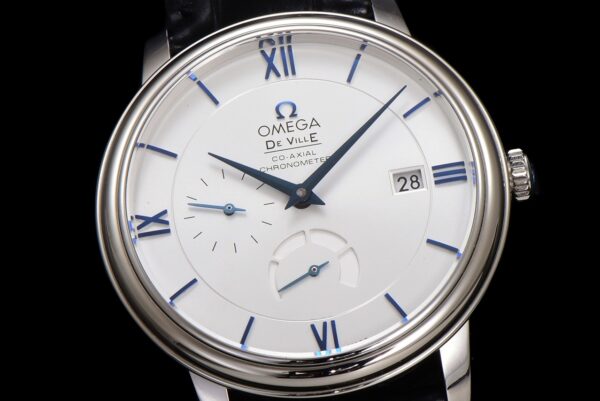 Omega Disc Fly series elegant automatic mechanical movement casual calendar men's watch Swiss watch 39.5mm