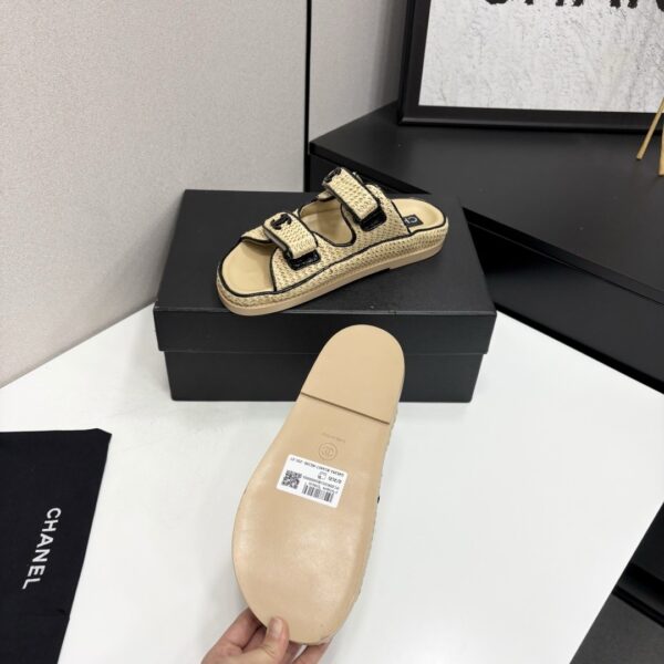 sy_no_1E3128F4A49E48E9990165A440A8193A_3 Chanel Beige Raffia Double-Strap Platform Slide Beige-Raffia-Slide