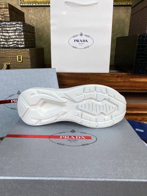 sy_no_20E0A942F8BDD7AF7176394FD51BF0D1_6 Prada White Leather Triangle Logo Thick-Sole Low-Top Sneaker