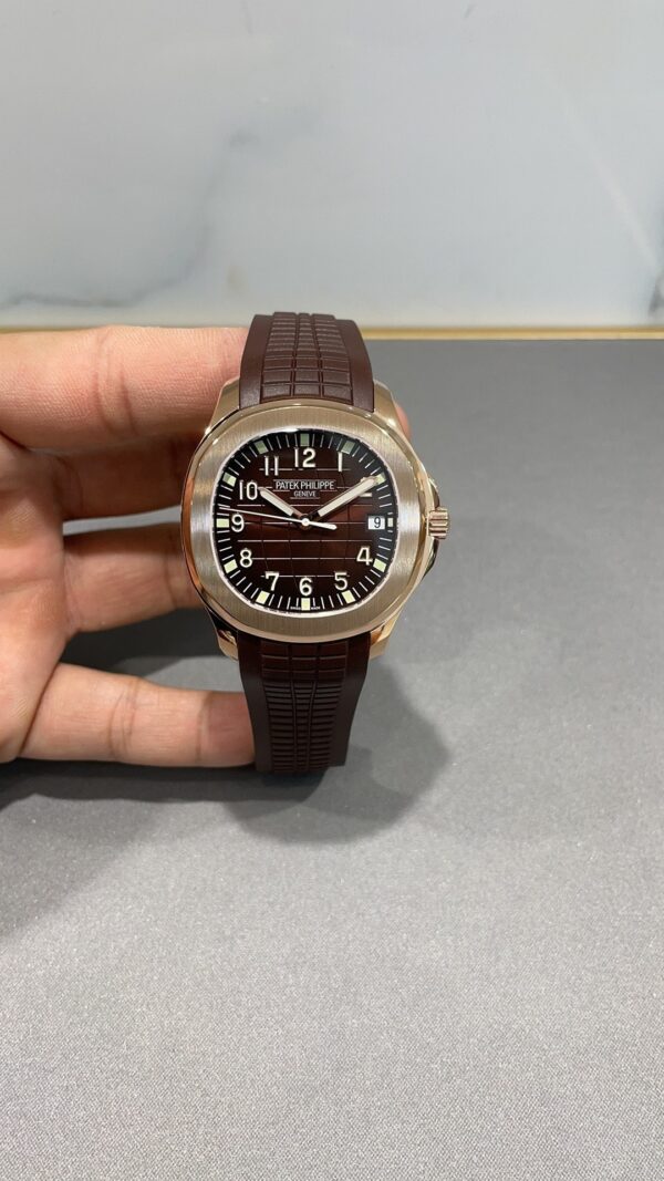sy_no_21EADD6FC46537ABB1599CB4D5F88D80_0 Patek Philippe Aquanaut 5167R-001 watch