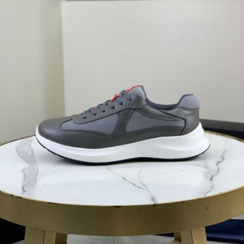 sy_no_22D8C8694DAC7EAC855DD8DC07838D60_0 Prada Grey Leather Mesh-Spliced Chunky Low-Top Sneaker