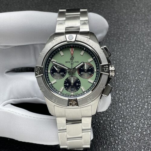 sy_no_24E04199B7305A2BB86697AE89EB7DE6_0 BREITLING Breitling Avenger series automatic mechanical movement men's watch Swiss watch 44mm green dial