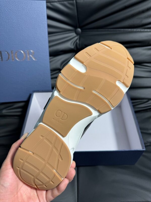 sy_no_2503EA8A511E42DDBC725DCF8D00CE65_7 Dior White-Black-Grey Mesh Leather Chunky Sneaker