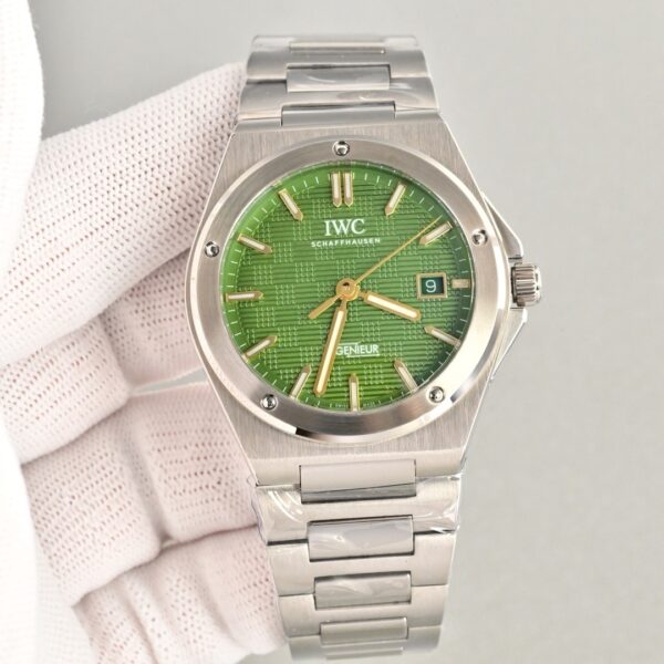 sy_no_26E7F7412469293F3C6153F8D75AB4FD_0 IWC Engineer Series Automatic Mechanical Movement Waterproof Men's Watch Swiss Watch Green Dial