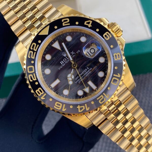 sy_no_274BC39E04F7E9ECAC376E1D00093B0E_3 ROLEX Rolex Greenwich II automatic mechanical movement date display black dial