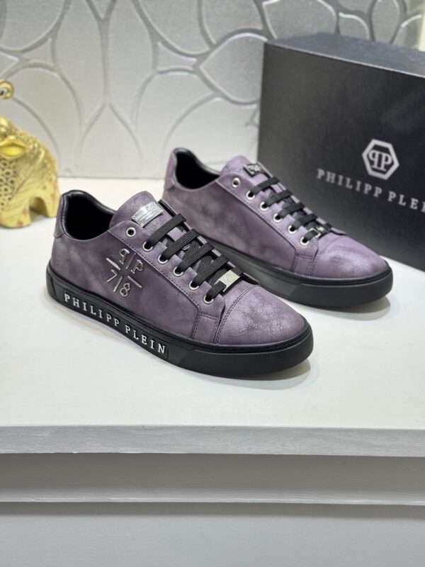 sy_no_2820A17D99C7BEFB02805F8CD876A192_0 Philipp Plein Purple Vintage Leather Metal-Logo Low-Top Sneaker