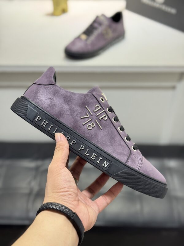 sy_no_2820A17D99C7BEFB02805F8CD876A192_3 Philipp Plein Purple Vintage Leather Metal-Logo Low-Top Sneaker
