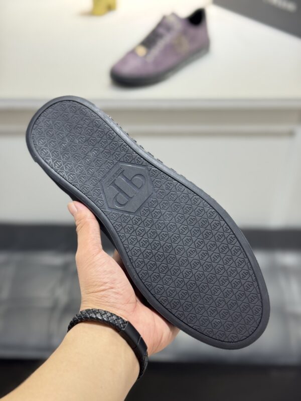 sy_no_2820A17D99C7BEFB02805F8CD876A192_6 Philipp Plein Purple Vintage Leather Metal-Logo Low-Top Sneaker