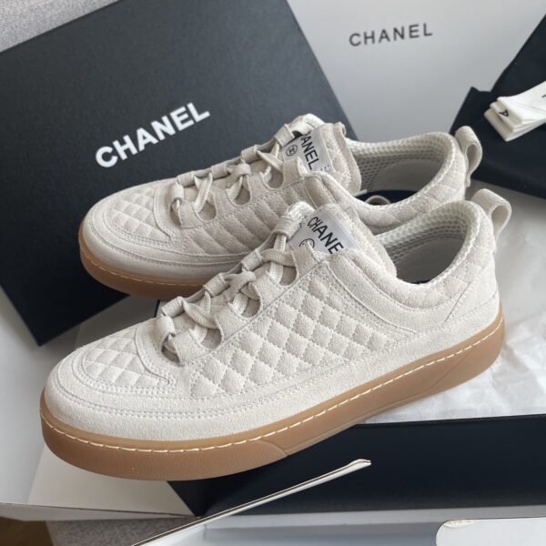 sy_no_2A9E31A44CC341CA626C5368612FB904_3 Chanel Beige Quilted Suede Low-Top Sneaker Beige-Quilted-Sneaker
