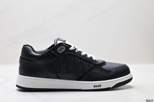 sy_no_2B284323A7BF5F99FDB176D717FF75B4_0 Dior Black Oblique Leather Low Sneaker