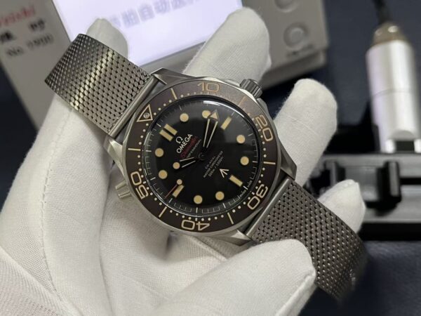 Omega Seamaster Series 300m Diving Watch Automatic Mechanical Movement 007 No Time to Die Watch