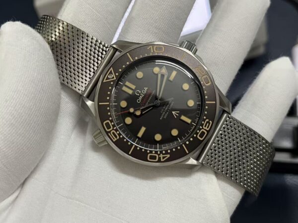 Omega Seamaster Series 300m Diving Watch Automatic Mechanical Movement 007 No Time to Die Watch