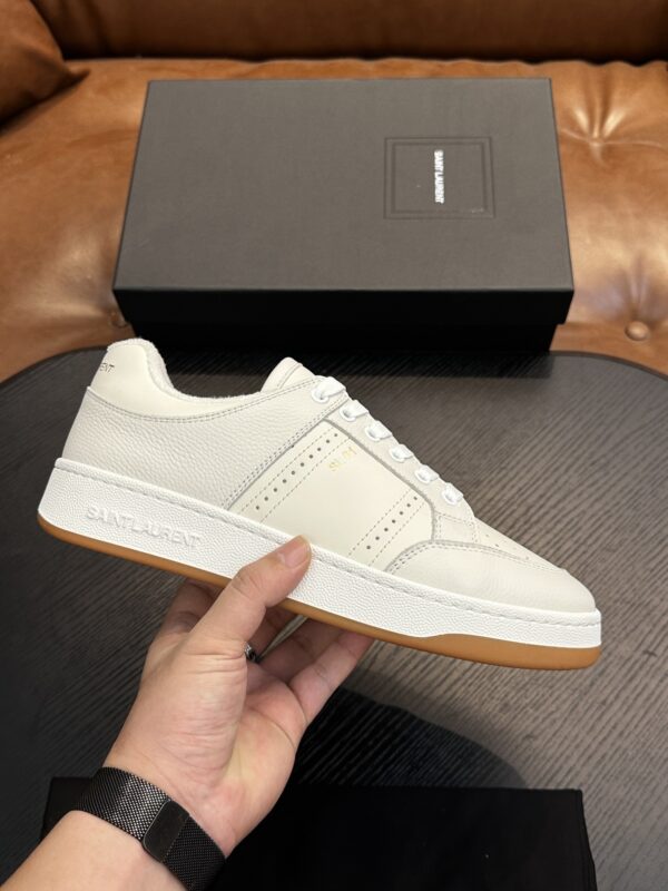 Saint Laurent Off-White Pebble-Leather SL61 Gum-Sole Low-Top Sneaker