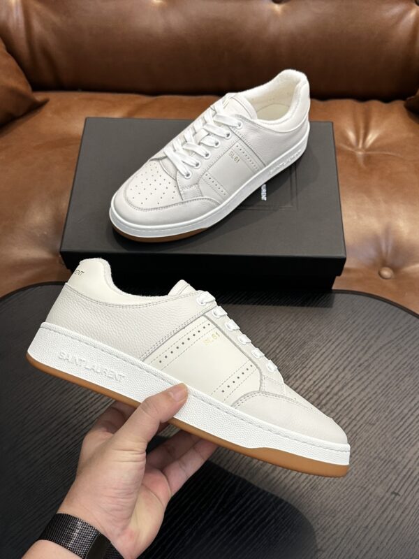 Saint Laurent Off-White Pebble-Leather SL61 Gum-Sole Low-Top Sneaker