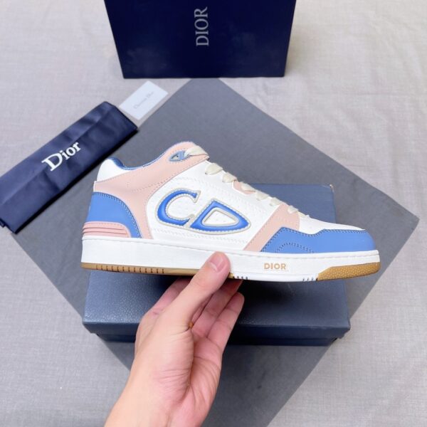 sy_no_2F1980FD294088259B57D2F402FC813C_4 Dior White-Pink-Blue Spliced B57 Mid-Top Sneaker