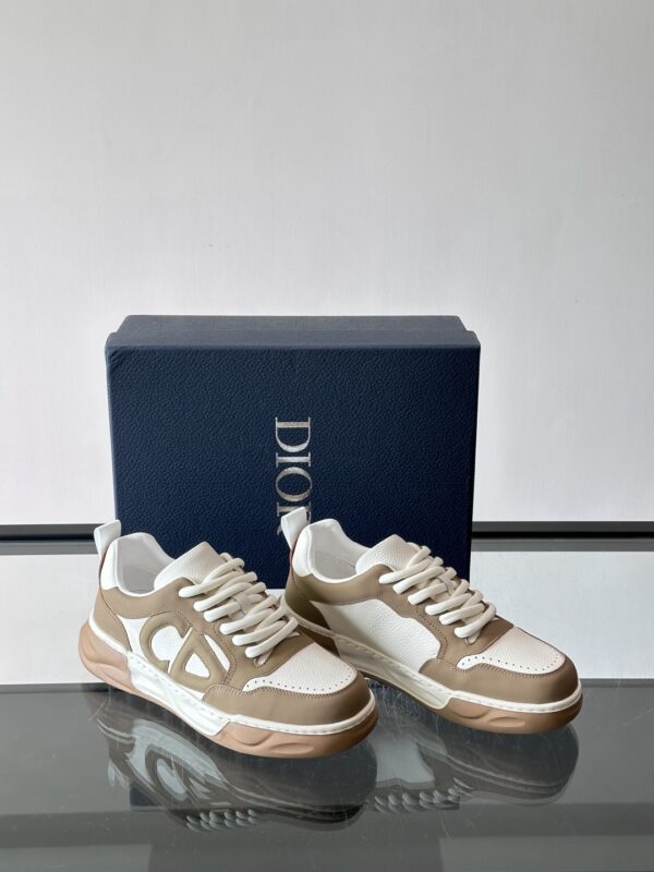 sy_no_30E820DF88AFFBF246900F28C1597410_4 Dior Khaki-White Leather CD Logo Low-Top Sneaker
