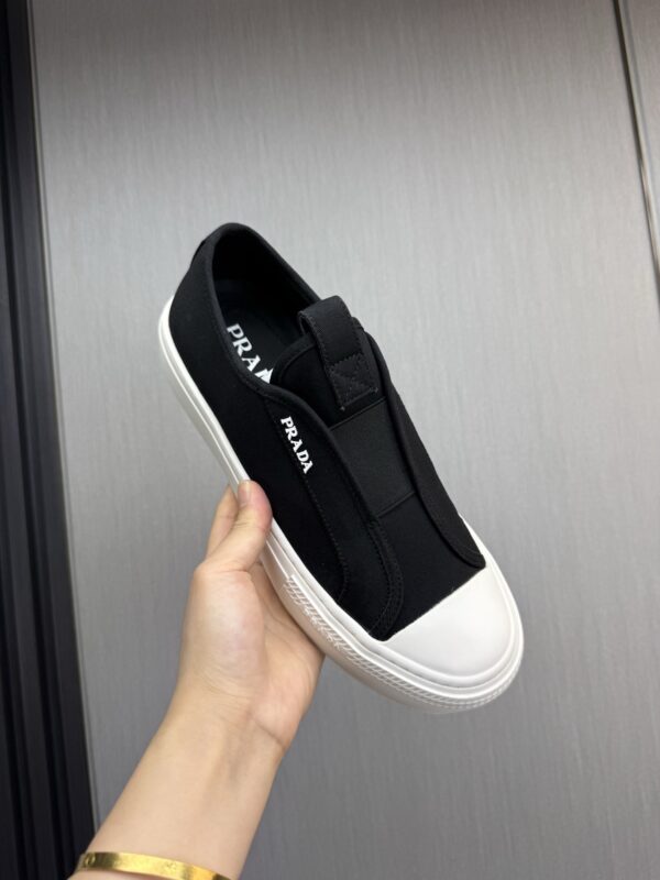 sy_no_31FCB25924299A46F3BDD2156E60204B_0 Prada Black Canvas Slip-On Platform Sneaker