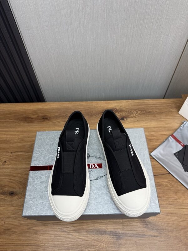 sy_no_31FCB25924299A46F3BDD2156E60204B_3 Prada Black Canvas Slip-On Platform Sneaker