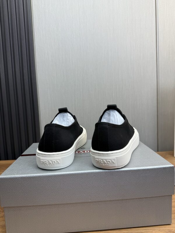 sy_no_31FCB25924299A46F3BDD2156E60204B_6 Prada Black Canvas Slip-On Platform Sneaker
