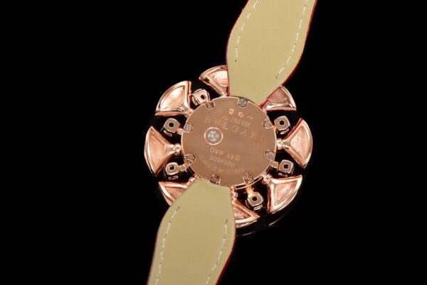 BVLGARI DIVAS'DREAM series watches with quartz movement and crocodile leather strap 33mm