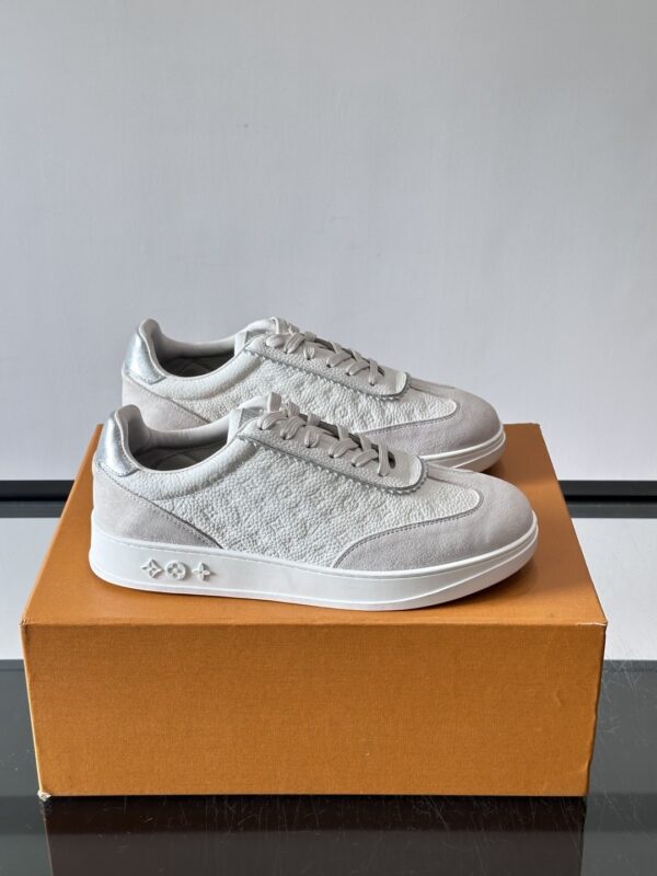 Louis Vuitton White-Grey Monogram Print Silver-Heel Low-Top Sneaker