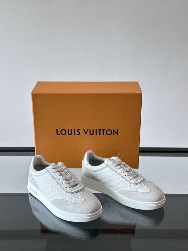 Louis Vuitton White-Grey Monogram Print Silver-Heel Low-Top Sneaker