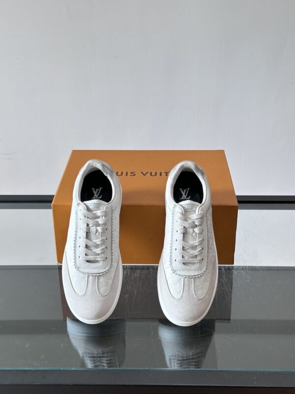 Louis Vuitton White-Grey Monogram Print Silver-Heel Low-Top Sneaker