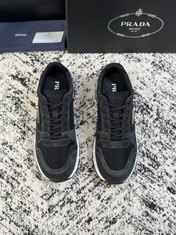 sy_no_360991EA1B5941907D6D726F29671CD6_2 Prada Black Suede Mesh-Spliced Triangle Logo Low-Top Sneaker