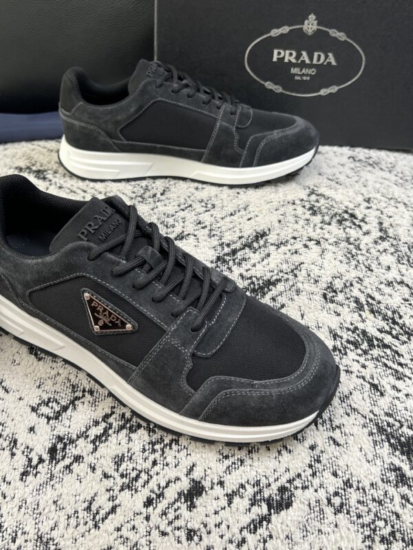 sy_no_360991EA1B5941907D6D726F29671CD6_5 Prada Black Suede Mesh-Spliced Triangle Logo Low-Top Sneaker