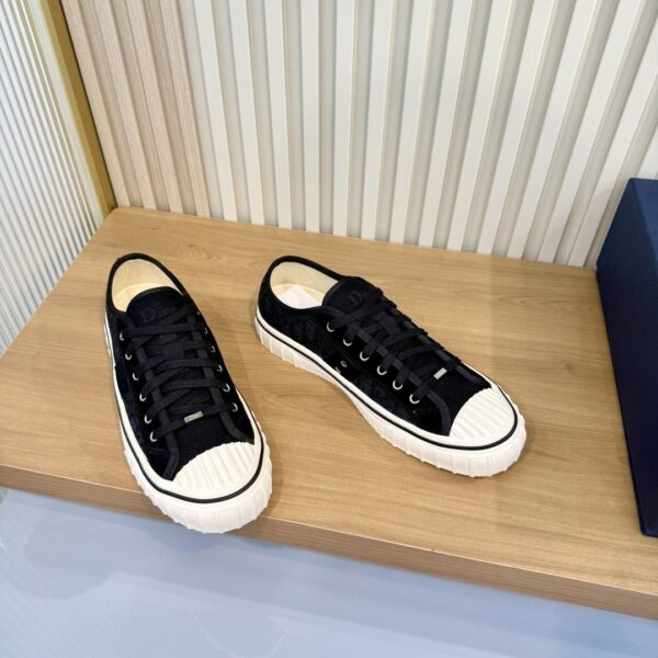 sy_no_361DD2D86033A8A76134F191D523587F_5 Dior All Black Oblique Canvas Low Sneaker