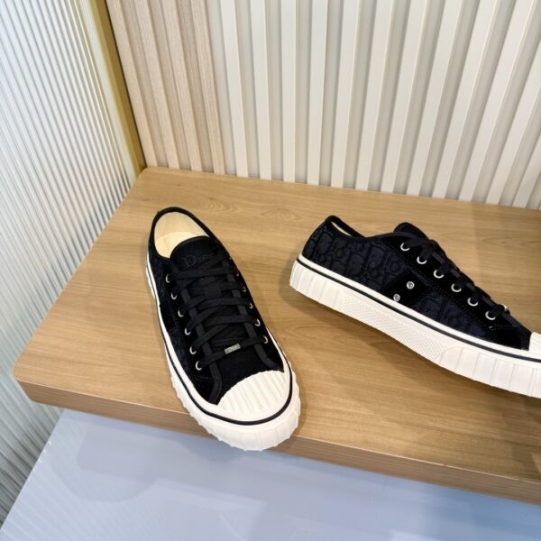 sy_no_361DD2D86033A8A76134F191D523587F_6 Dior All Black Oblique Canvas Low Sneaker