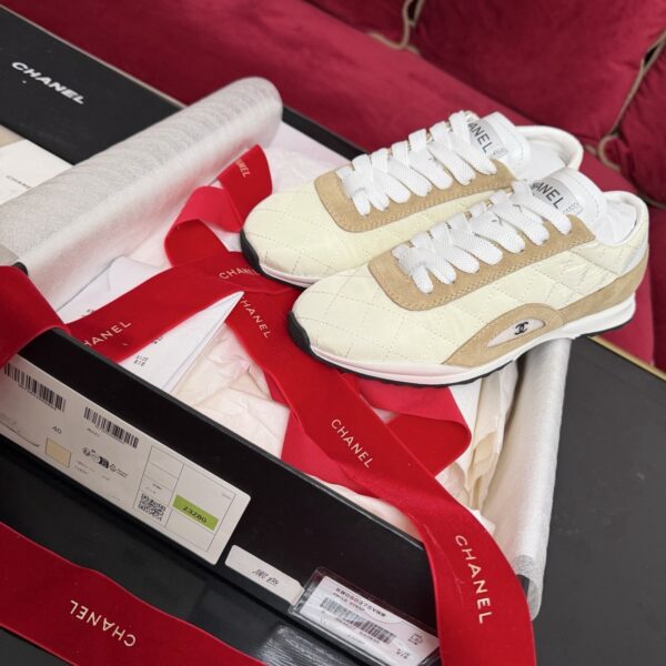 sy_no_373A12F09852F583C075D2C5216D6782_0 Chanel Quilted Nylon & Suede Retro Trainer Cream-Quilted-Nylon-Suede