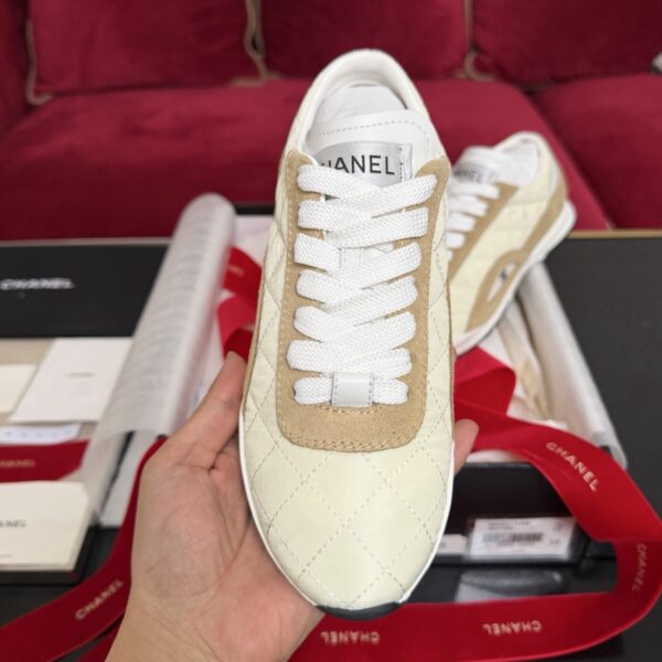 sy_no_373A12F09852F583C075D2C5216D6782_2 Chanel Quilted Nylon & Suede Retro Trainer Cream-Quilted-Nylon-Suede