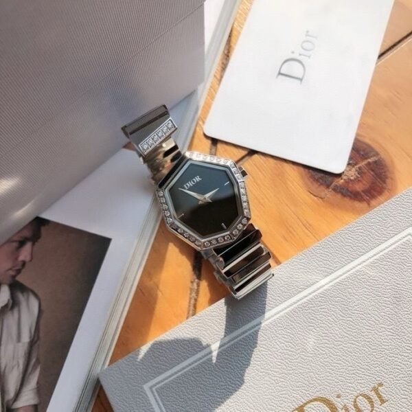 sy_no_39109A43A4FC35883FE22495DD63B090_0 DIOR watch quartz movement stainless steel strap black dial women's watch 30 meter waterproof