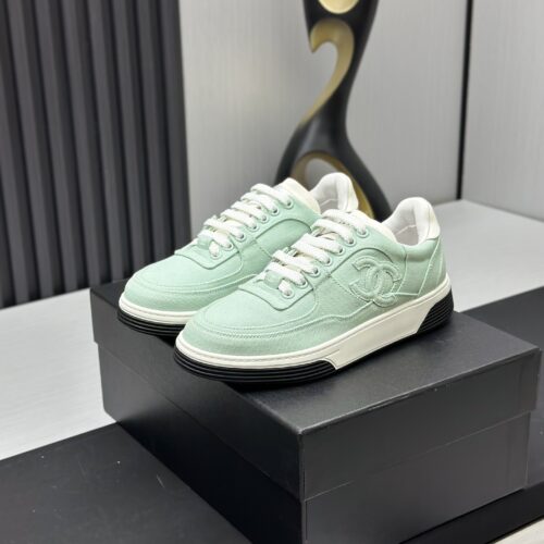 sy_no_3929B92C80EBE373505762E939E3B3B1_0 Chanel Mint Green Canvas Low-Top Sneaker with CC Logo & Two-Tone Sole