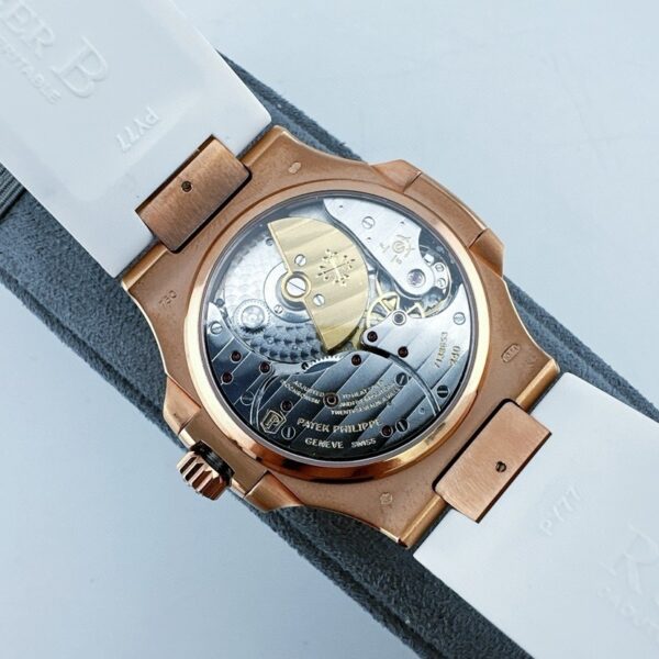 sy_no_398F8EE8FCADA1E2C8C1865D9B19B77E_7 Patek Philippe Sporty Elegance NAUTILUS Series Nautilus