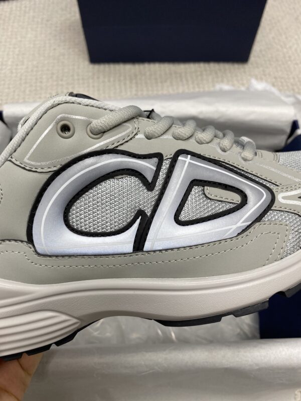 sy_no_399E5272712B9BCF812A02FB6CE90C98_5 Dior Grey Mesh CD Logo Running Sneaker