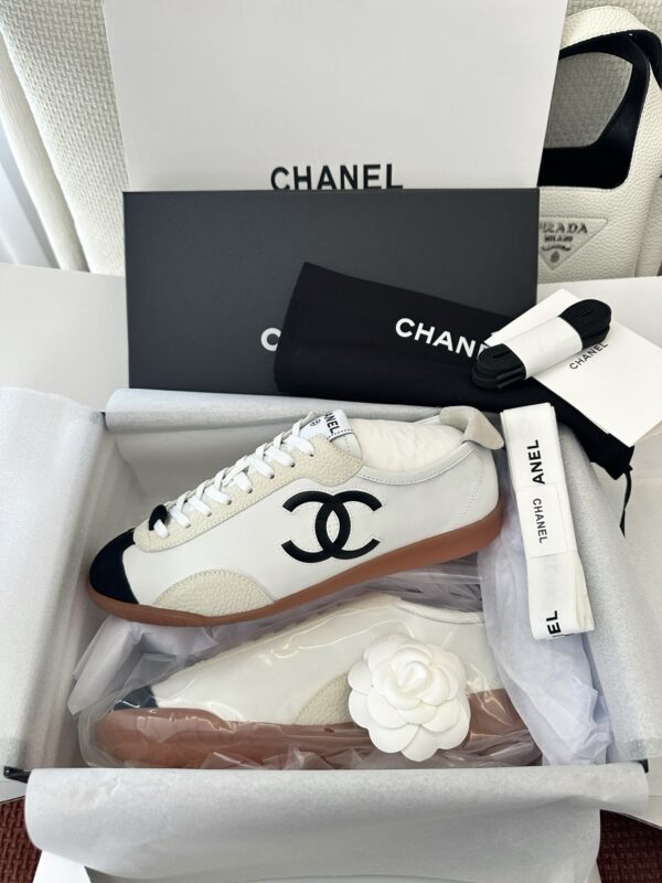 Chanel White and Black Cap-Toe Low-Top Sneaker with Suede Detailing