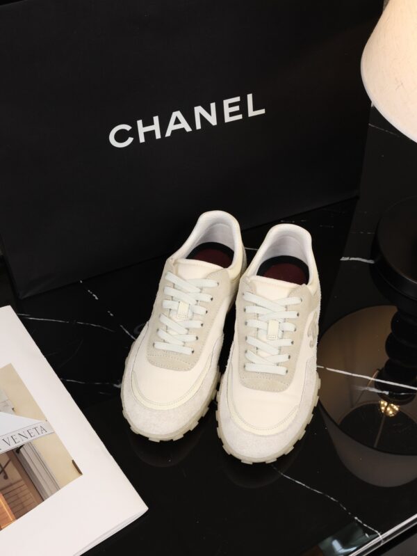 Chanel Beige and Off-White Mixed Material Low-Top Sneaker with Suede and CC Logo