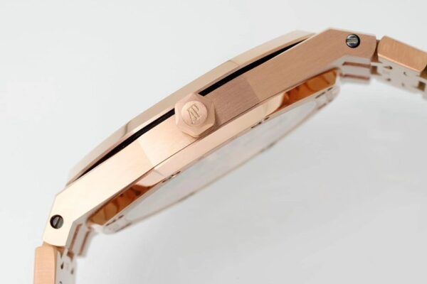 Audemars Piguet Royal Oak series with quartz movement, 50-meter water resistance, and onyx