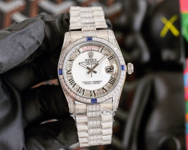 sy_no_3F4999F40887FD5A023A2119733BB88E_0 ROLEX Rolex with diamond ring, calendar type automatic mechanical movement, Roman numerals, 100m waterproof women's watch, Swiss watch