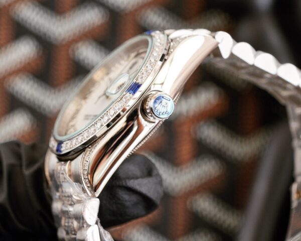 sy_no_3F4999F40887FD5A023A2119733BB88E_2 ROLEX Rolex with diamond ring, calendar type automatic mechanical movement, Roman numerals, 100m waterproof women's watch, Swiss watch