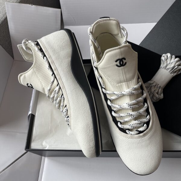 sy_no_407674219EBA728A6B78A29F539CAB34_4 Chanel Off-White Suede and Knit High-Top Sock Sneaker with CC Logo and Speckled Laces