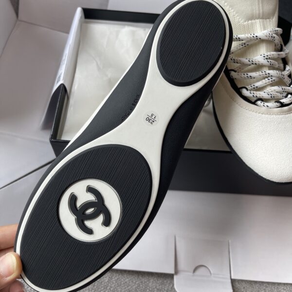 sy_no_407674219EBA728A6B78A29F539CAB34_8 Chanel Off-White Suede and Knit High-Top Sock Sneaker with CC Logo and Speckled Laces
