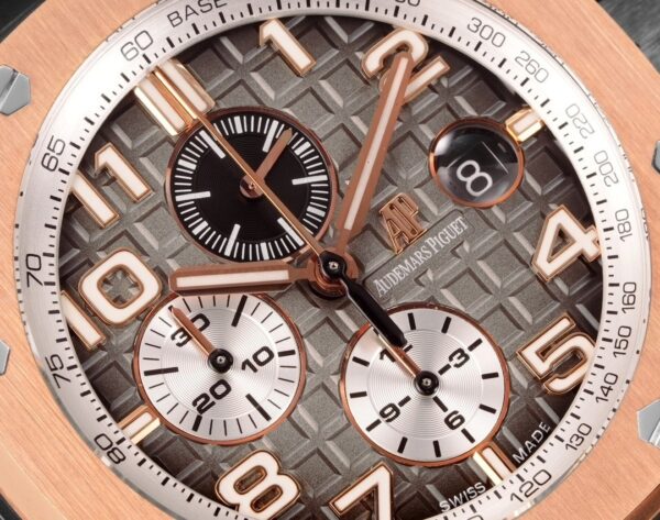 sy_no_44895E884BE27CFC777BE9F567F9AB5F_3 AUDEMARS PIGUET Royal Oak Offshore Series Automatic Mechanical Movement Black Dial 18K Rose Gold Case Rubber Strap