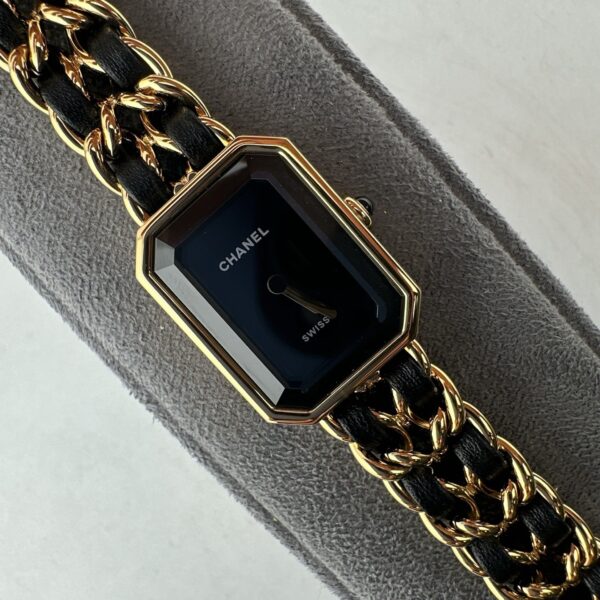 sy_no_470FE32942471149A5A9D8504DD136E5_2 CHANEL CHANEL PREMIERE watch with quartz movement and stainless steel leather strap